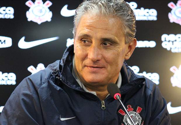 "Está em aberto", diz Tite sobre semifinal contra Santos