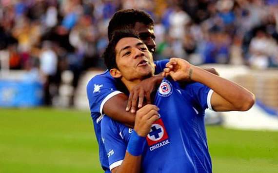 Javier Aquino - Cruz Azul