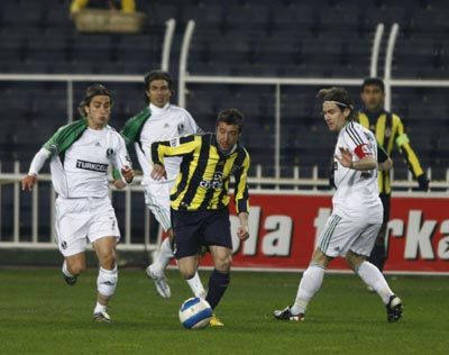 Turkey: Tümer Metin (Fenerbahçe - Sakaryaspor)