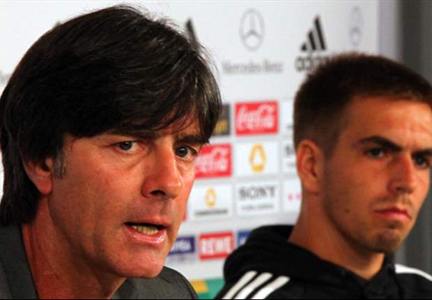 Löw: "Reus ve Götze bizim için yedekten fazlası"