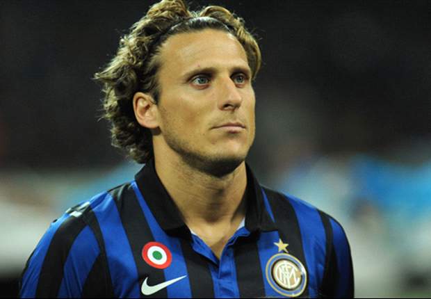 Atletico Mineiro make formal approach for Forlan