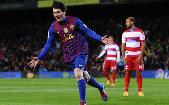Lionel Messi, Barcelona, Granada