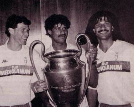 Van Basten - Rijkaard - Gullit - Milan 1990