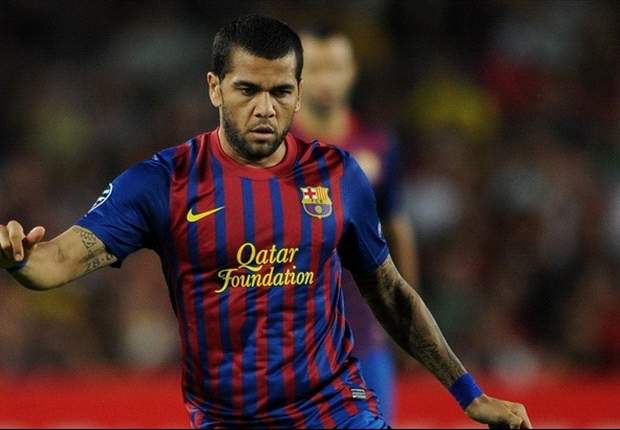 Dani Alves misses Barcelona training with ankle injury