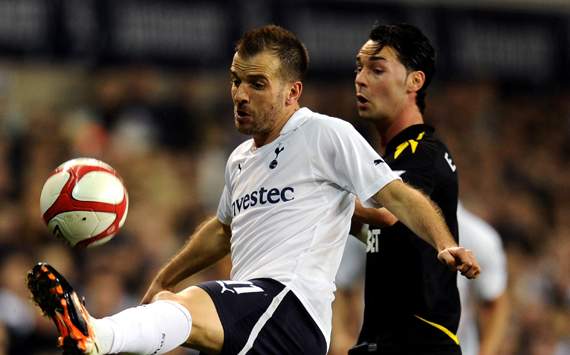 Van der Vaart reveals relief at Tottenham's opening goal against Bolton