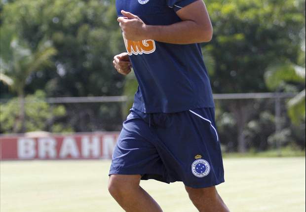 Flamengo mantém interesse por Victorino