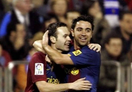 Iniesta - Xavi  - Zaragoza-Barcelona (AFP)