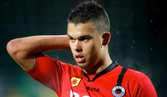Feyenoord-aanvaller Te Vrede onder het mes