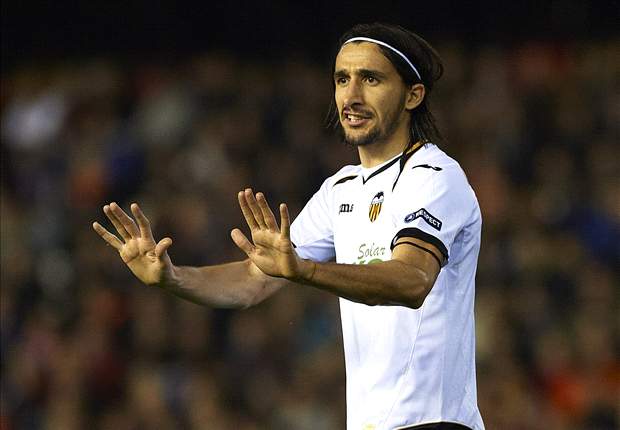 Official: Fenerbahce sign Mehmet Topal from Valencia