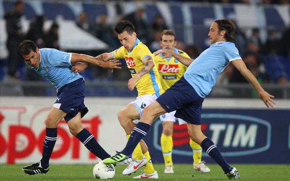 Ledesma (L), Hamsik (N), Mauri (L) - Lazio-Napoli - Serie A (Getty Images)