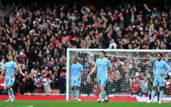 EPL:David Pizarro - Gareth Barry, Arsenal v Manchester City