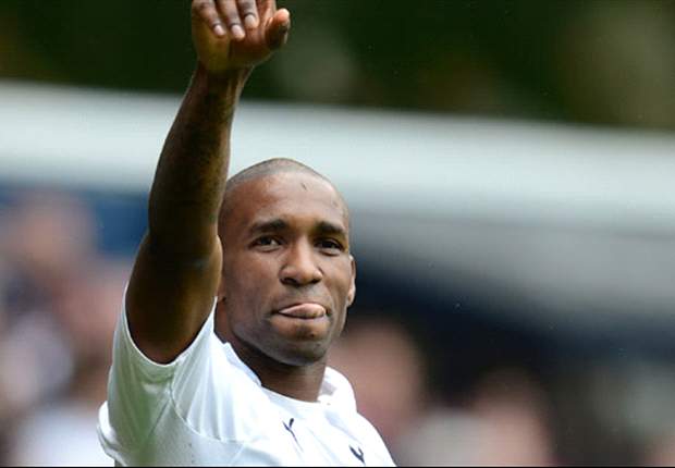 Villas-Boas: Defoe can handle lone striking role