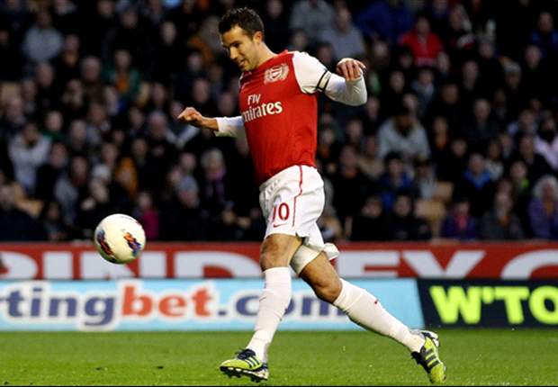Van Persie contract talks to start soon, says Arsenal boss Wenger