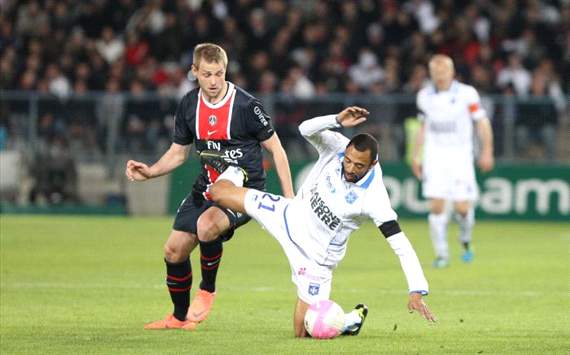 Ligue 1, AJA vs PSG, Bodmer vs Cisse