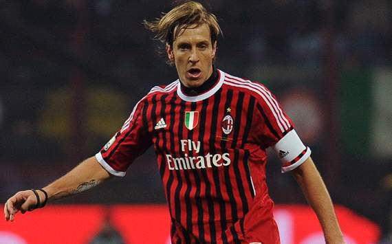 Ambrosini: Everyone at AC Milan would like it if Kaka came back