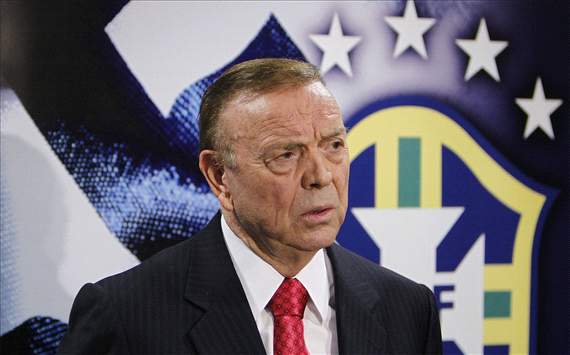 Marin desconversa sobre Mano e Ronaldo mostra confiança na seleção