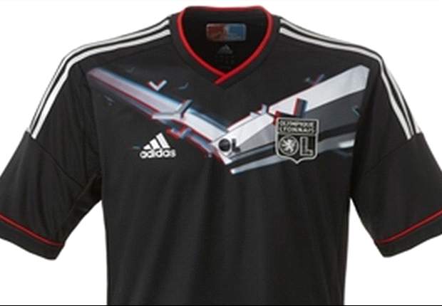 Olympique Lyonnais unveil world's first 3D kit