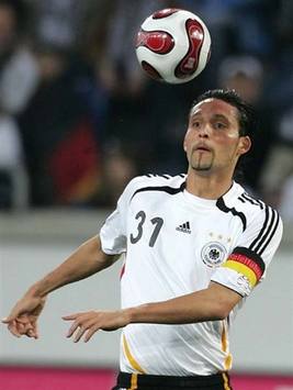Kevin Kuranyi erstmals Kapitän der Nationalelf (AFP)