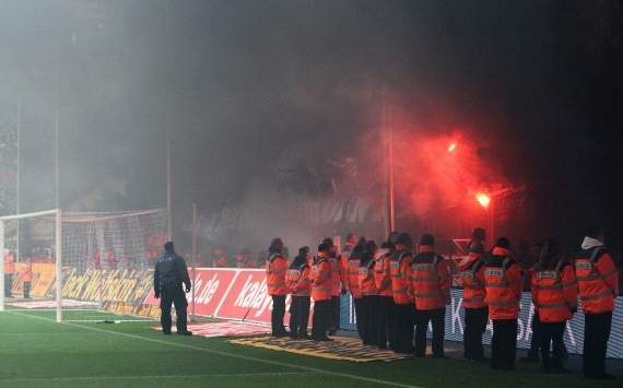 Die Gewalt im und rund um den Fußball muss ein Ende haben!