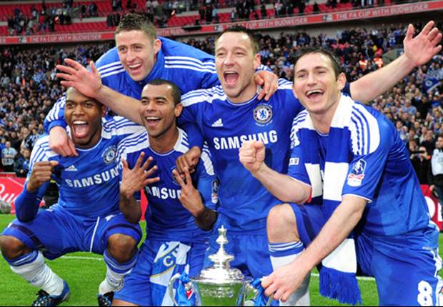 Gary Cahill expecting Sturridge success with England