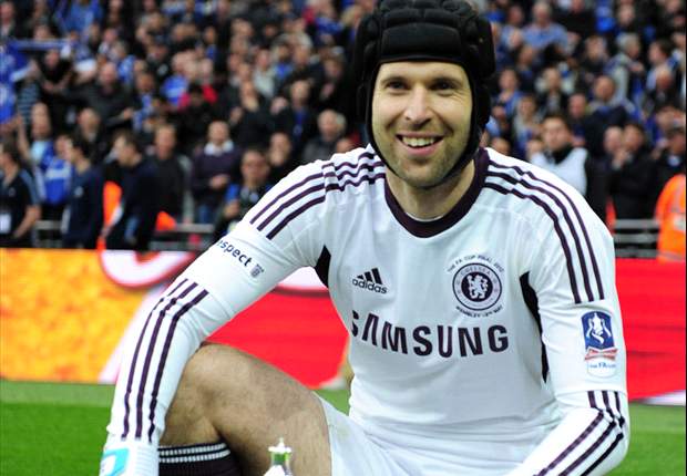 Chelsea need balance between youth and experience - Cech