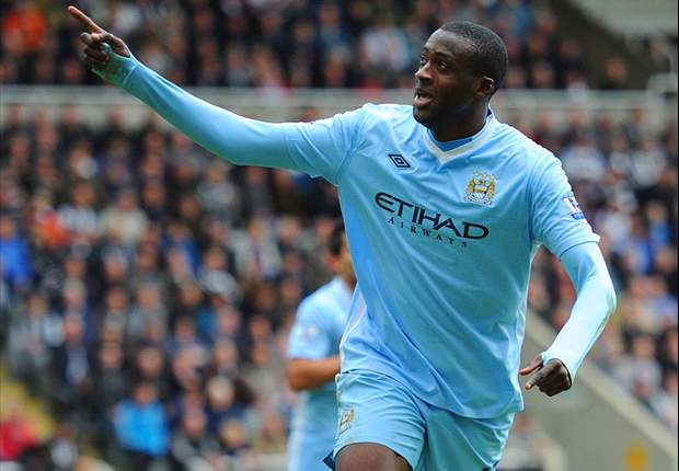 Yaya Toure delighted with Mancini's new Manchester City deal
