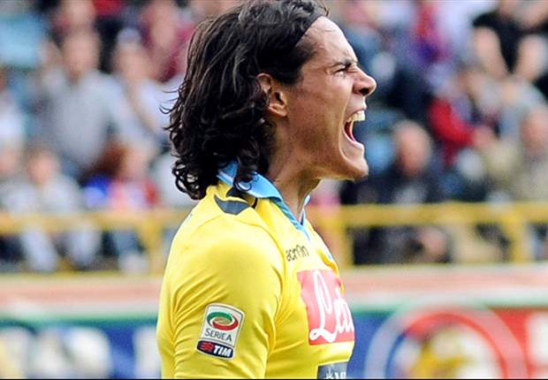 Juventus to offer Cavani 30m euros on a five-year deal