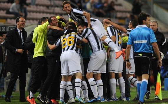 Juventus players celebration 