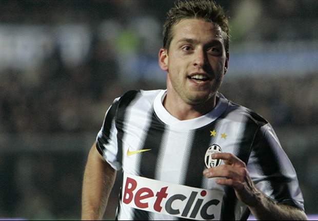 Juventus complete permanent signing of Giaccherini