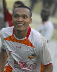 Ferdinand Sinaga - Semen Padang (GOAL.com/Antara)