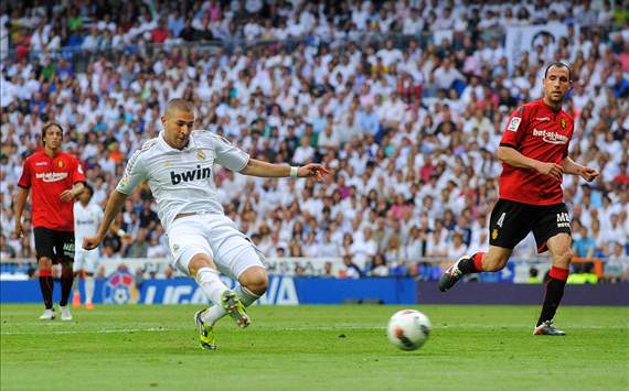 Karim Benzema anota en Real Madrid vs Mallorca