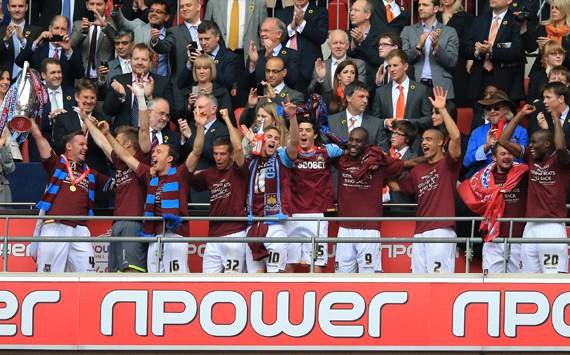 West Ham seal Premier League return