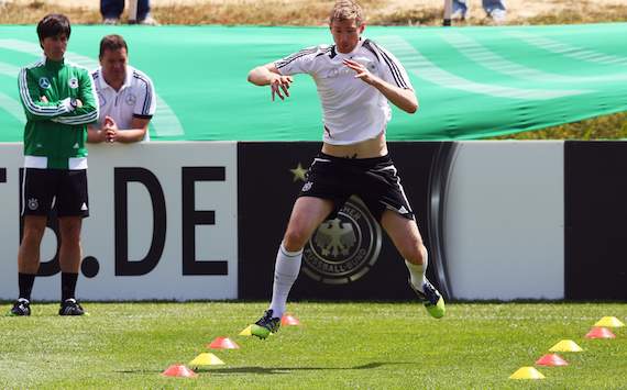 Per Mertesacker zurück im Mannschaftstraining