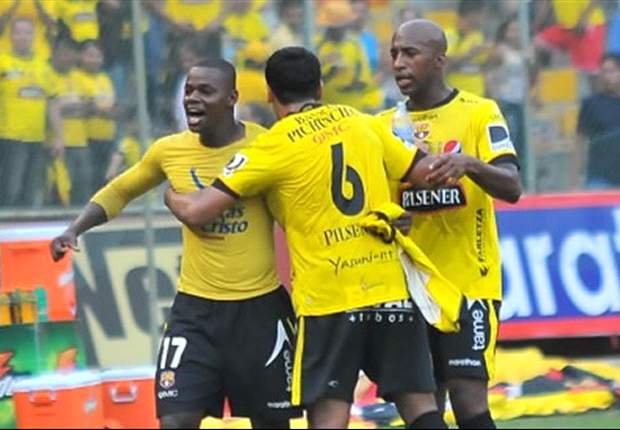 Gustavo Costas, feliz por el triunfo del Barcelona SC en Loja