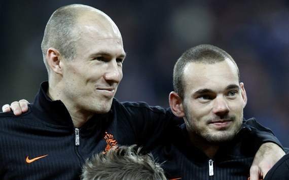 Arjen Robben ve Wesley Sneijder