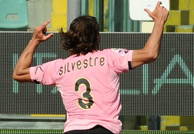 Si lavora al dopo Thiago, Silvestre scavalca Dedè. Pronti dodici milioni per Zamparini, con cui si tratta anche per Balzaretti 