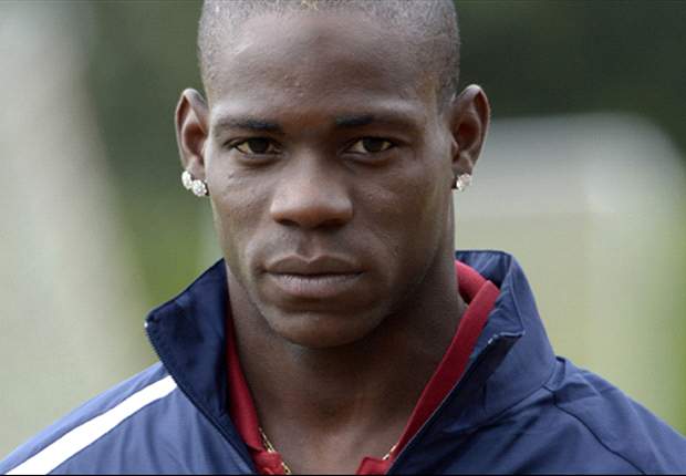 Balotelli disse que matará quem o fizer ofensas racistas