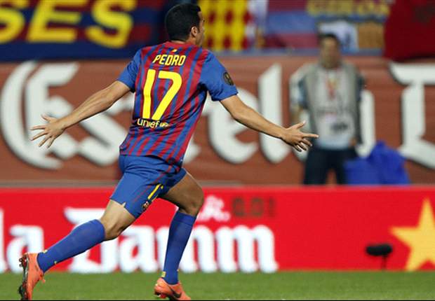 Pedro: Vilanova can take Barcelona back to summit