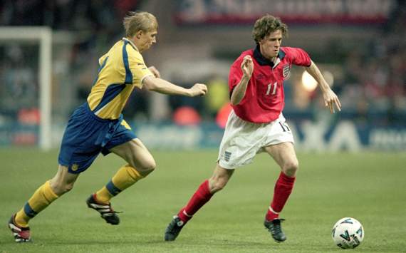 McManaman: England cannot copy Chelsea