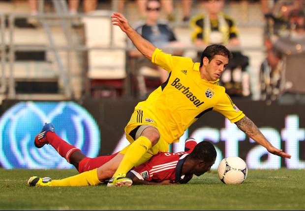 New York Cosmos make Carlos Mendes first professional signing
