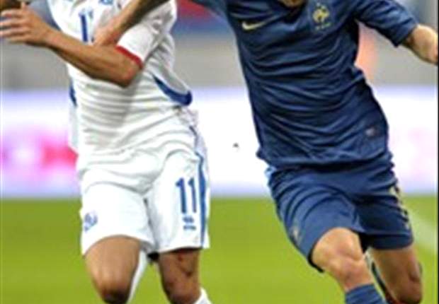 Menez urges France fans to get behind their team