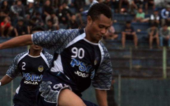 Reinhard Rumeikewi - PSIM Yogyakarta (GOAL.com/Antara)