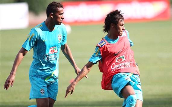 Neymar & Rafael to start for Brazil against USA