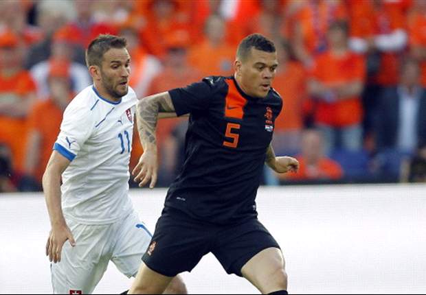 Willy van de Kerkhof: Netherlands will beat Spain and win Euro 2012