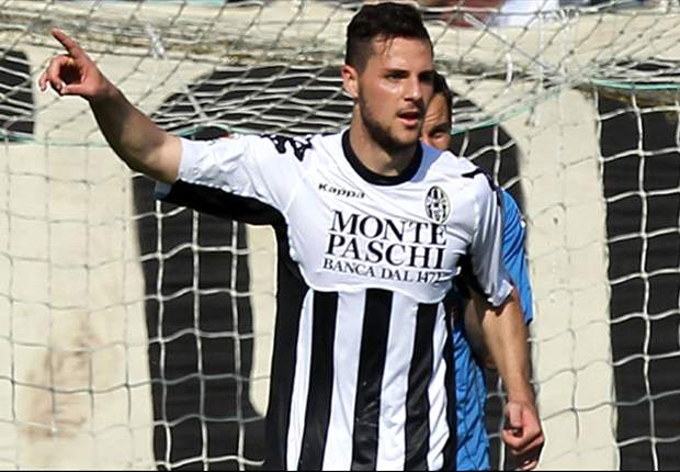 Genoa: Juventus offered Destro more money than Roma