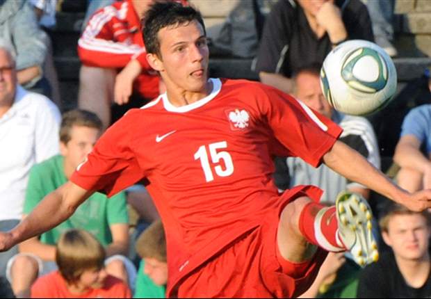 Fiorentina close in on Wolski signing