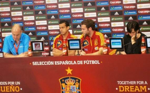 Rueda de prensa de Pedro Rodríguez y Juan Mata - España EURO 2012