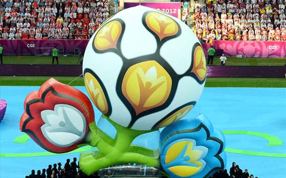 كرة أمم أوروبا 2012، شعار يورو بولندا وأوكرانيا