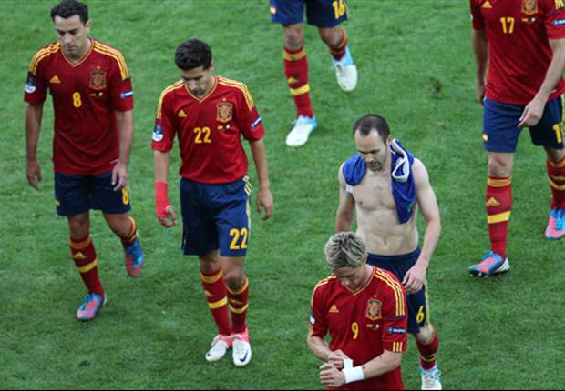 Iniesta brands pitch a 'disaster' following Italy draw