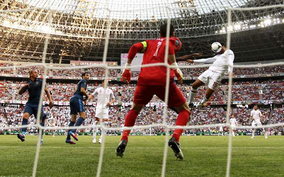 Lloris: I expect France and England to qualify